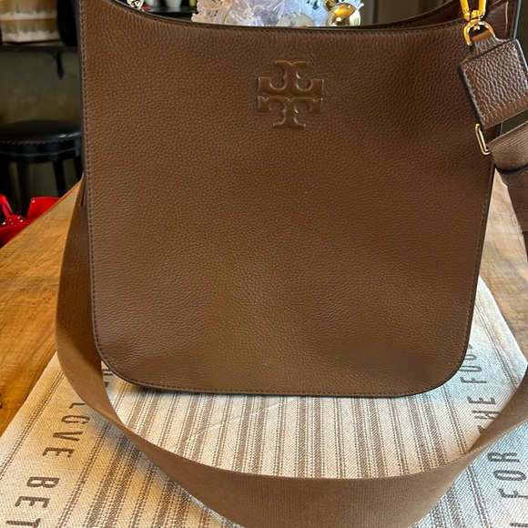 Tori Burch Thea Web Bag - Picture 1 of 12